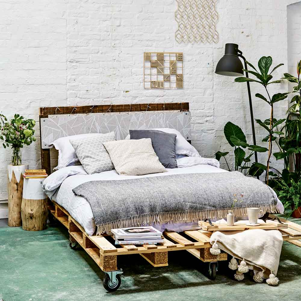 Mẫu giường gỗ pallet đẹp